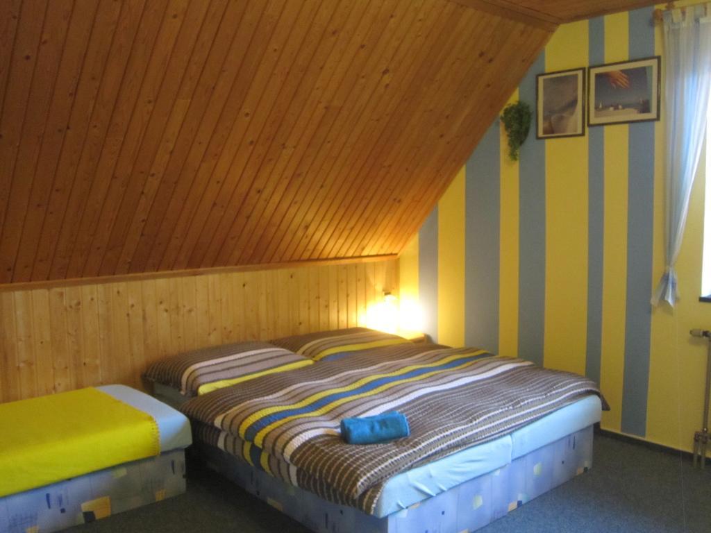 Hotel Dueto Harrachov Habitación foto